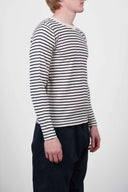OBSERVER sweater, pearl / royal blue