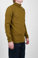 ALTER roll neck, dry grass blend