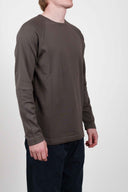SYMBOL crew neck, black olive