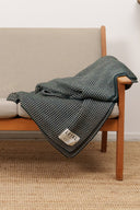 LOYAL blanket, natural green melange / soft white