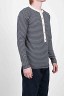 UNDER plank, royal navy / all white