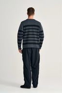 GIVEN-III crew neck, shadow blue / navy blue