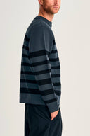 GIVEN-III crew neck, shadow blue / navy blue
